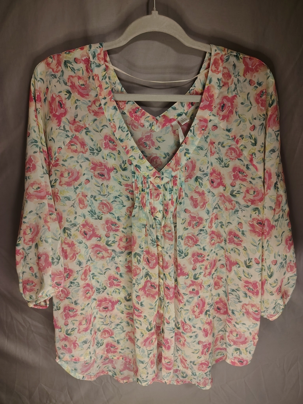 LC Lauren Conrad Floral Pintuck V-Neck Blouse 3/4 Sleeve Lightweight Cottagecore